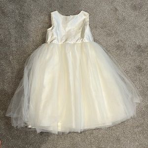 David’s Bridal Flower Girl Dress Size 7